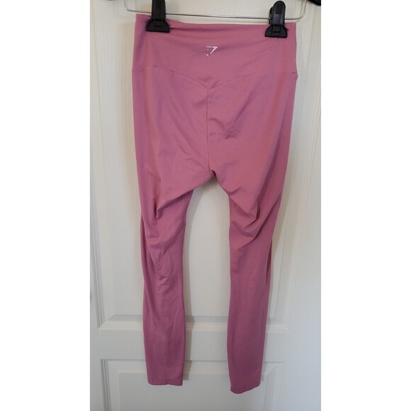 Women's Gymshark Pink Soft Small Seamless Leggings - Picture 2 of 3